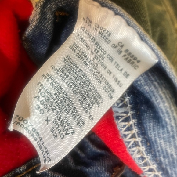 Wrangler Rugged Wear Distressed Thrashed Fleece Men’s 30x32” Grunge Denim Jeans - Picture 12 of 13